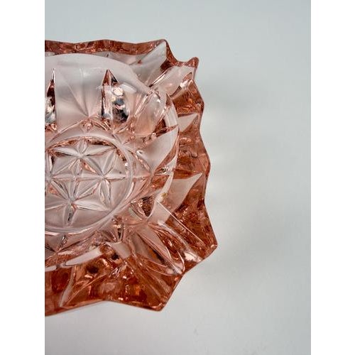 Vintage French Peach-Pink Diamond-Cut Glass Ashtray, 1950s For Sale - Image 11 of 18