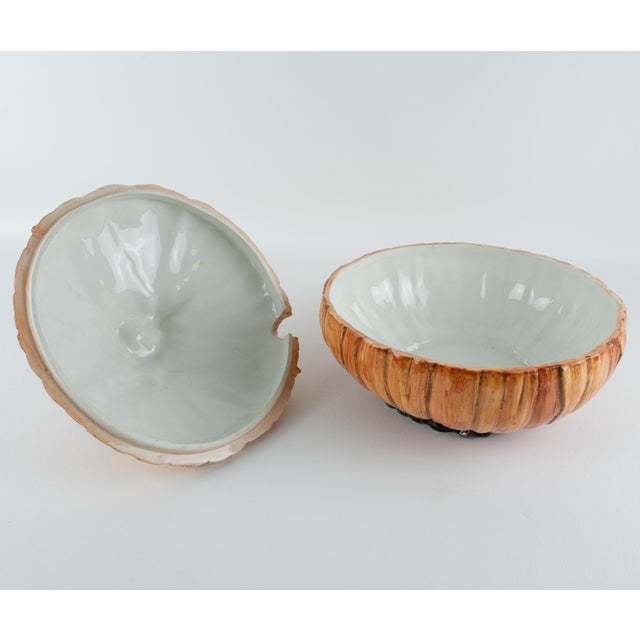 1960s 1960s Este Ceramic Large Majolica Onion Tureen Covered Dish Centerpiece For Sale - Image 5 of 18