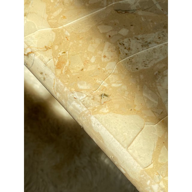Mid 20th Century Italian Marble 'Cat Eye' Coffee Table For Sale - Image 4 of 4