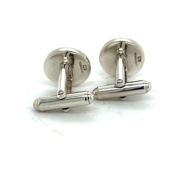 Metal 1990s Tiffany & Co Estate Mens Chevron Circle Cufflinks Sterling Silver, 2 Pieces For Sale - Image 7 of 8