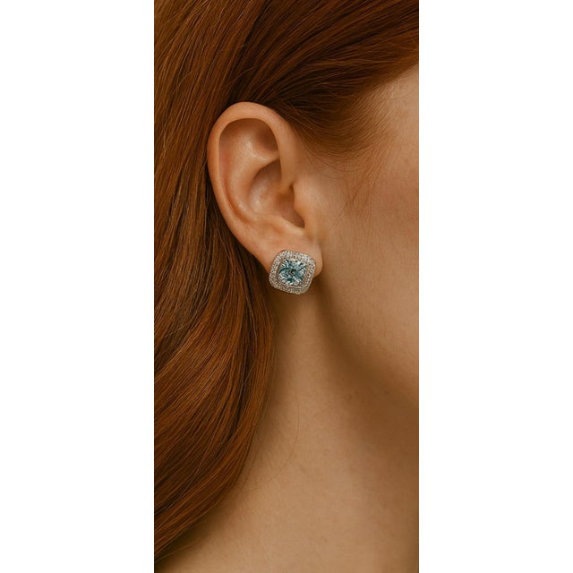 Late 20th Century Pair of Bochic "Capri" Vintage Diamond & Blue Topaz Italian Stud Earrings Set 18K Gold & Silver For Sale - Image 14 of 18
