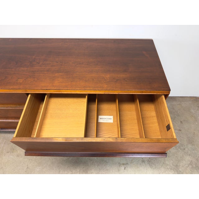 1950’s T H Robsjohn Gibbings for Widdicomb 6 Drawer Walnut Dresser Chest of Drawers For Sale - Image 10 of 12