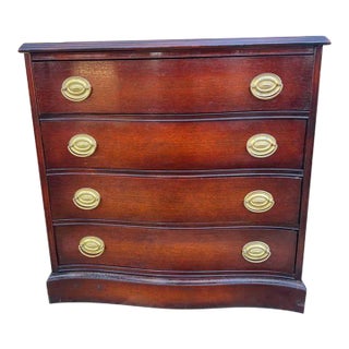 Early 20th Century Federal Style Serpentine Front Small Dresser Bachelors Chest For Sale