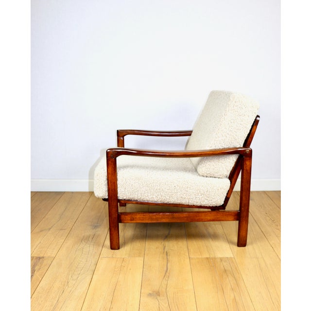 Vintage Lounge Chair in Boucle by Z. Bączyk For Sale - Image 3 of 10