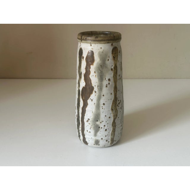Vintage John Swiss Porter Ceramic Vase, 1970s For Sale - Image 13 of 14