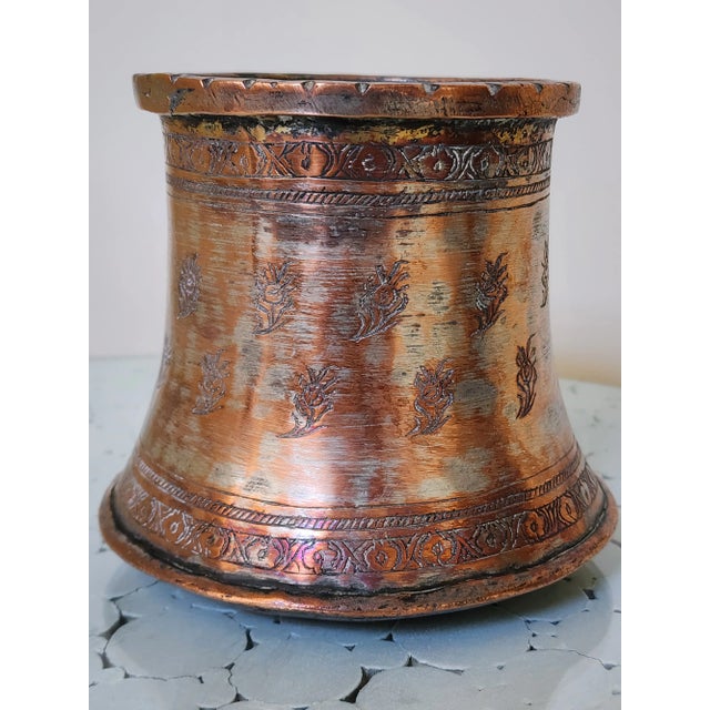 Late 19th Century Antique Solid Cooper Hand-Hammered and Etched Mug With a Handle For Sale - Image 5 of 9
