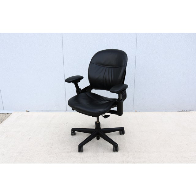 Metal Steelcase Leap Ergonomic Office Desk Chair in Black Leather, Fully Adjustable For Sale - Image 7 of 18