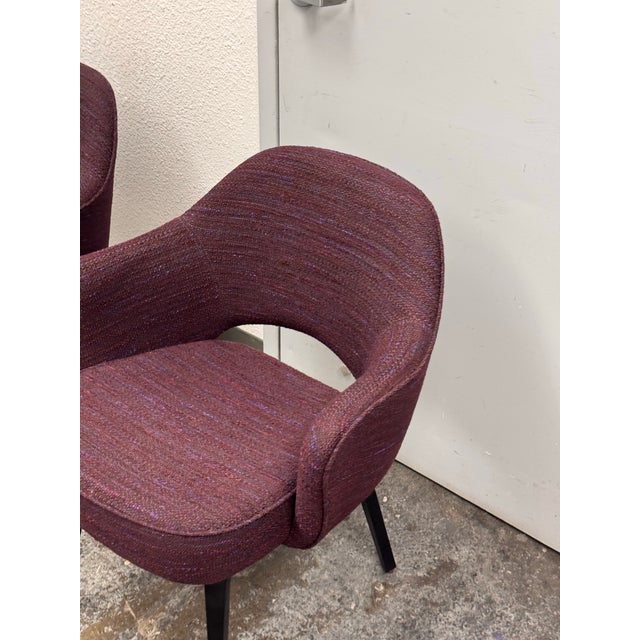 Eero Saarinen for Knoll Studio Aubergine Executive Armchairs, Pair For Sale - Image 11 of 12
