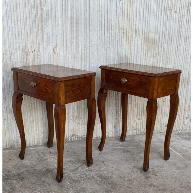 1930s 20th French Louis XV Style Walnut Bedside Tables - a Pair For Sale - Image 5 of 10