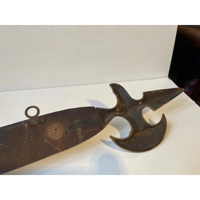 Antique Battle Axe Key Rack in Brass & Mahogany, 1920s For Sale - Image 6 of 10