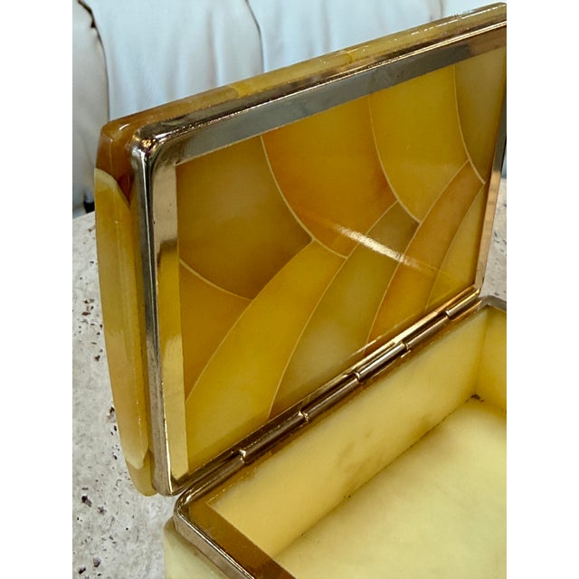 1970s Vintage Italian Honey Marble and Brass Decorative Box For Sale - Image 5 of 10