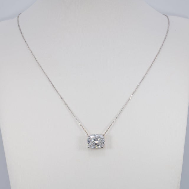 2020s 4Ct Lab Grown Diamond Solitaire Necklace With Chain in Solid 14k Gold, 11x9mm For Sale - Image 5 of 9