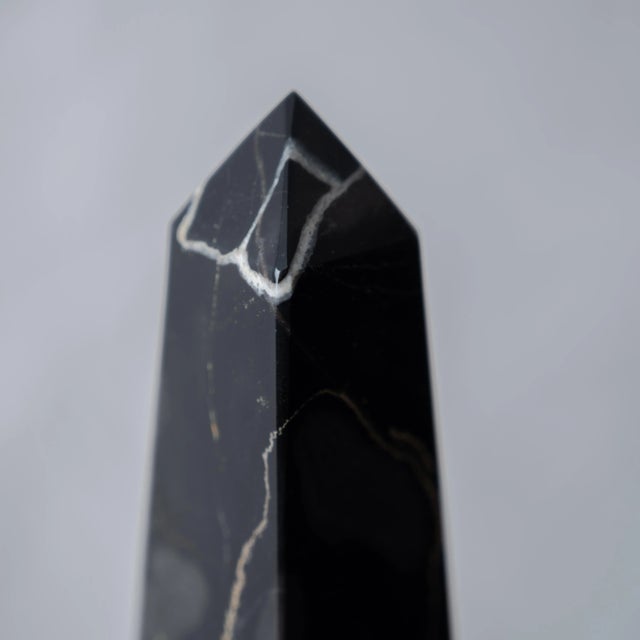Mid 20th Century Black Portoro Italian Marble Obelisk For Sale - Image 5 of 7