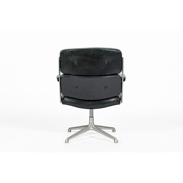 Metal Early Eames Time Life Executive Chair Herman Miller, 1960s, Xerox Corp. For Sale - Image 7 of 17