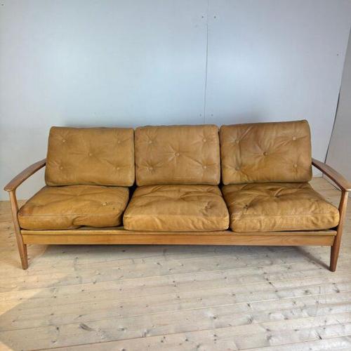 Mid-Century Scandinavian Three-Seater Leather Sofa Bed For Sale - Image 5 of 5