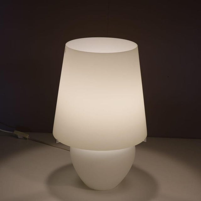 White Glass Table Lamp from Punto Luce, Murano, Italy, 1990s For Sale - Image 5 of 8