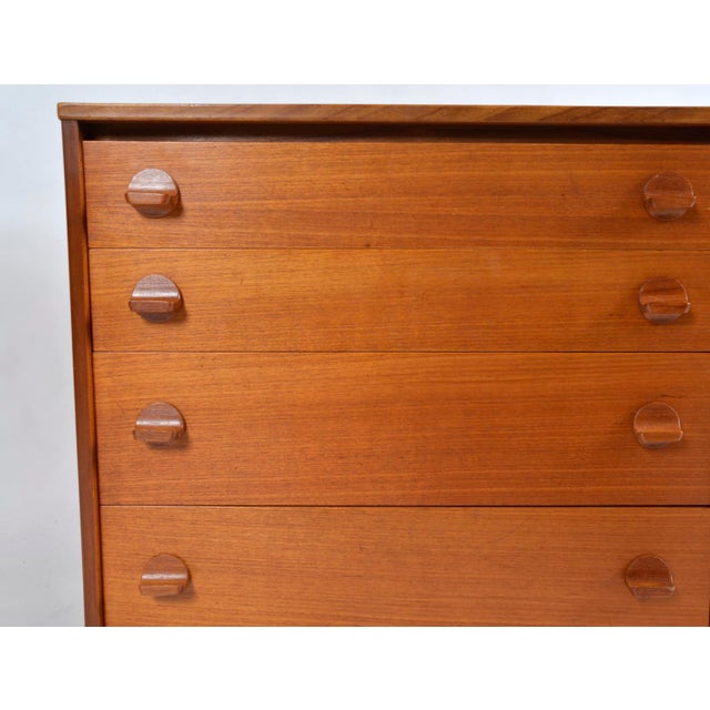 Mid-Century Teak Cantata Chest of 8 Drawers by Ron Carter for Stag, United Kingom, 1960s For Sale - Image 18 of 18