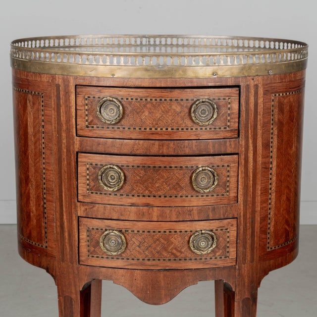 Brown French Louis XVI Style Marquetry Side Table For Sale - Image 8 of 9