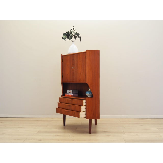 1970s Danish Teak Corner Cabinet, 1970s For Sale - Image 5 of 16