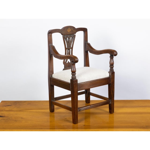 Wood English 19th Century Mahogany Child's Chair with Feather Motifs and Marquetry For Sale - Image 7 of 10