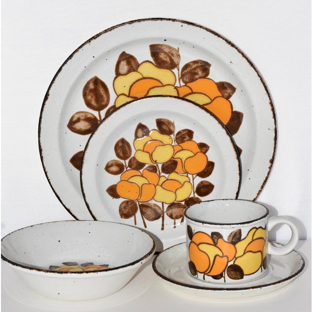 1980s Stonehenge Midwinter Summer Dinner Plate Desert Plate