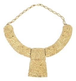 Example of Etruscan Revival Jewelry and Accessories