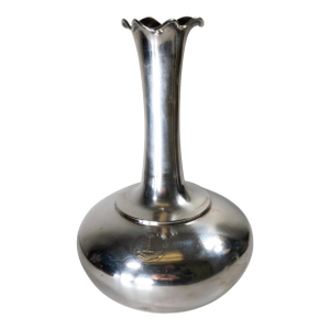 19th Century Victorian Silverplate Vase With Armorial Crest Motto