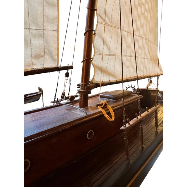 Green Mid 20th Century The Schooner Hope: A Gallery Ship Model in Motion For Sale - Image 8 of 17