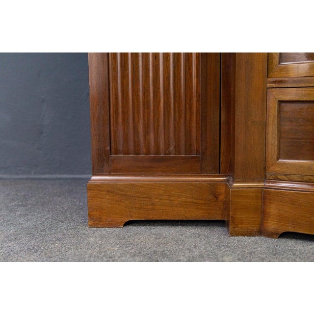 Early 20th Century Display Bookcase For Sale - Image 4 of 18