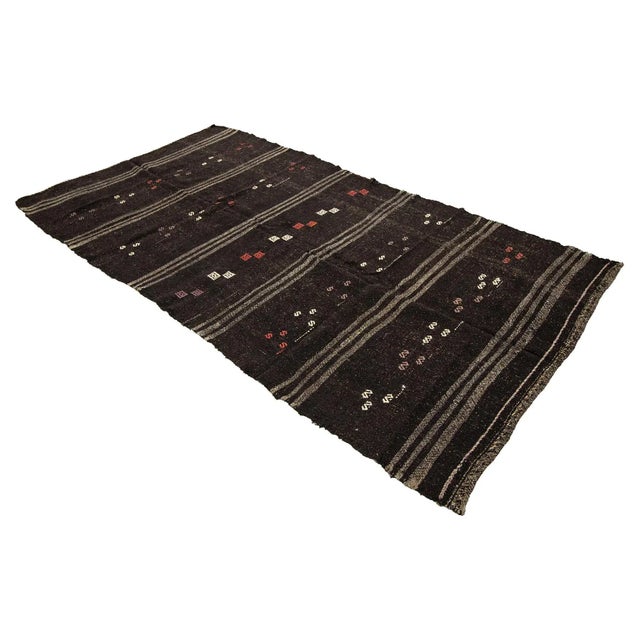 1960s Vintage Embroidered Modern Kilim Rug- 5′6″ × 10′7″ For Sale - Image 4 of 7