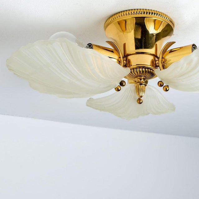 Large Barovier Flush Mount with 3 Milkglass Shells, Italy, 1970s For Sale - Image 4 of 18