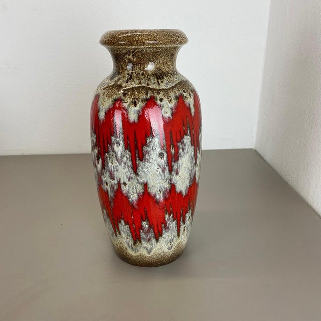 1970s Large Zig Zag Lora Pottery Fat Lava Vase by Scheurich, 1970s For Sale - Image 5 of 18