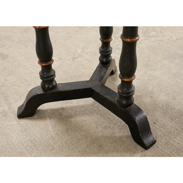 20th C. English Chinoiserie Ebonized Gilt Tripod Drinks Table For Sale - Image 11 of 17