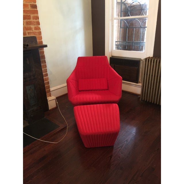 Ligne Roset described the Facett best: The magic of FACETT will touch all those who desire purity, without compromising on...