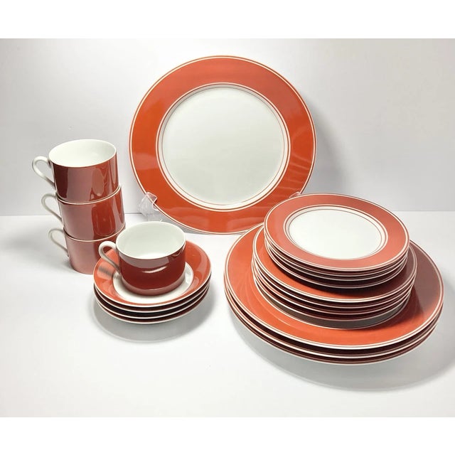 Contemporary 1980s Fitz & Floyd “Rondelet (Terra Cotta)” 20-Piece Dinnerware Set, Service for 4 For Sale - Image 3 of 6