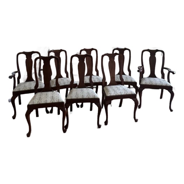 1990s Henkel Harris Set of 8 Queen Anne Style Dining Chairs For Sale