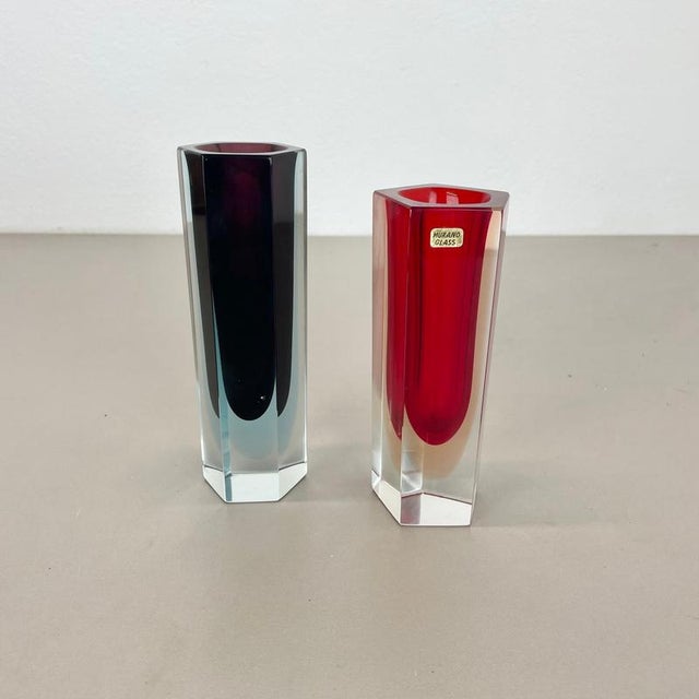 Article: Murano glass vase set of 2 Origin: Murano, Italy Design: Flavio Poli Decade: 1970s This original vintage glass...