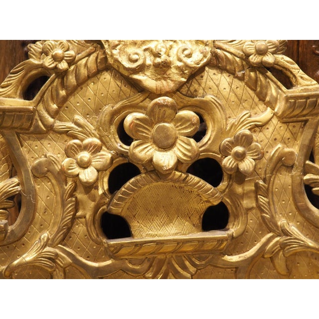 French 18th Century French Giltwood Mirror Aux Dauphins From Provence, Overall H-30 1/2 For Sale - Image 3 of 18