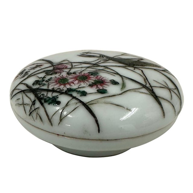 Chinese Antique Chinese Famille Rose Porcelain Seal Paste Box (Or Ink / Rouge Box) For Sale - Image 3 of 9