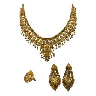 54Gm 22 Karat Gold Necklace, Earring & Ring Suite Bridal Princess Necklace Suite For Sale