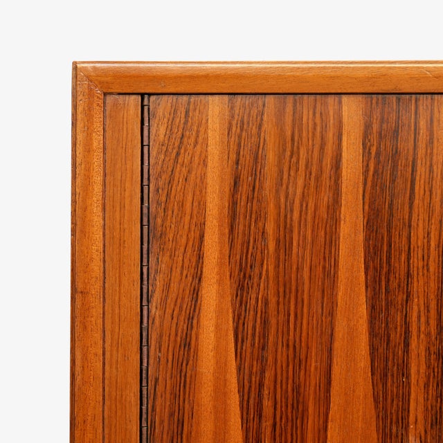 Wood Mid Century Credenza by Peter Hayward for Vanson, Attributed For Sale - Image 7 of 10