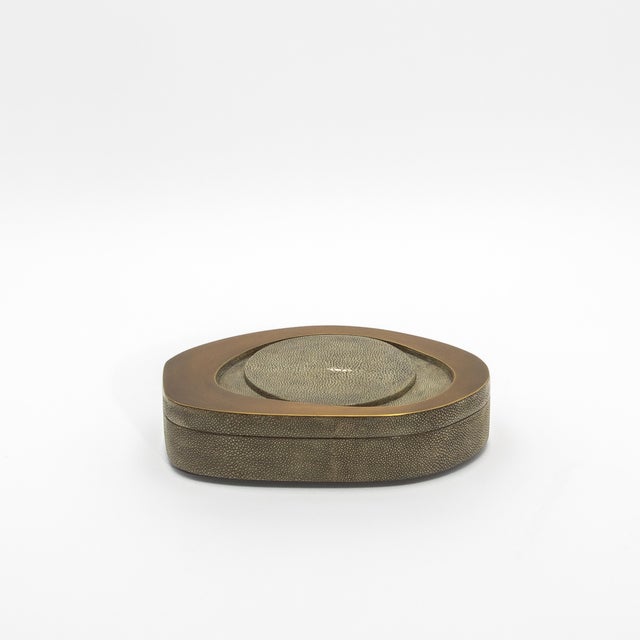 Modern Set of 2 Boxes in Grey Shagreen With Bronze Patina Brass by R&y Augousti For Sale - Image 3 of 11