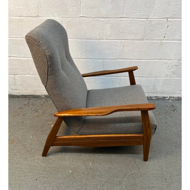 Mid 20th Century Mid-Century Scandinavian Style Walnut Reclining Lounge Chair For Sale - Image 5 of 12