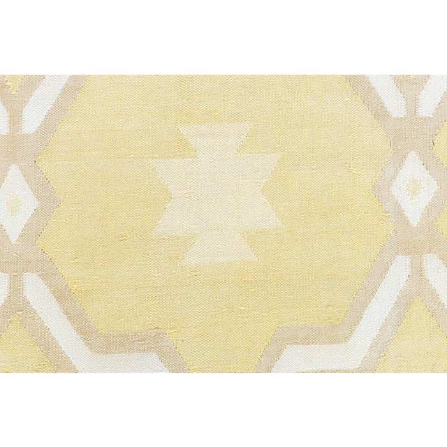 Doris Leslie Blau Indian Dhurrie Mid-Century Tan With Beige Flatweave Cotton Rug For Sale In New York - Image 6 of 9