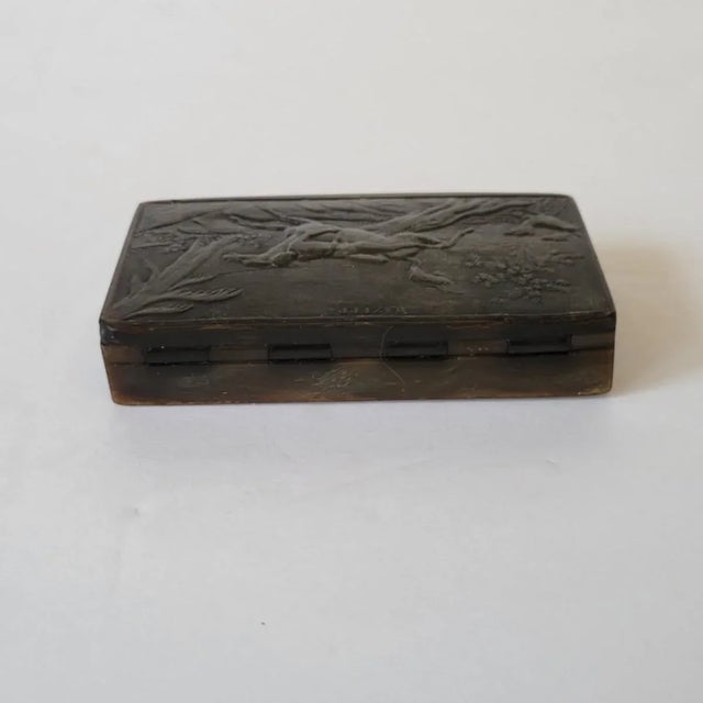 Antique French Horn Snuff Box – Lord Byron’s Mazeppa Scene For Sale - Image 4 of 6