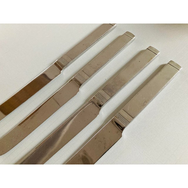 Stanley Roberts Midcentury Stanley Roberts Stainless Dinner Knives S/4 For Sale - Image 4 of 6