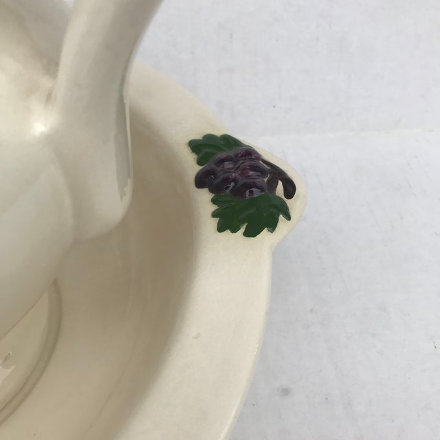 Vintage Pitcher and Basin For Sale - Image 4 of 14