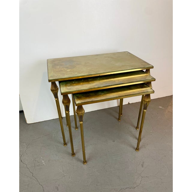 Mid-Century Modern Brass Nesting Tables from Maison Baguès, France, 1950s, Set of 3 For Sale - Image 3 of 14