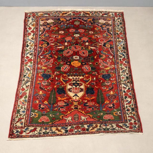 Bakhtiary Rug in Cotton and Wool For Sale - Image 3 of 9