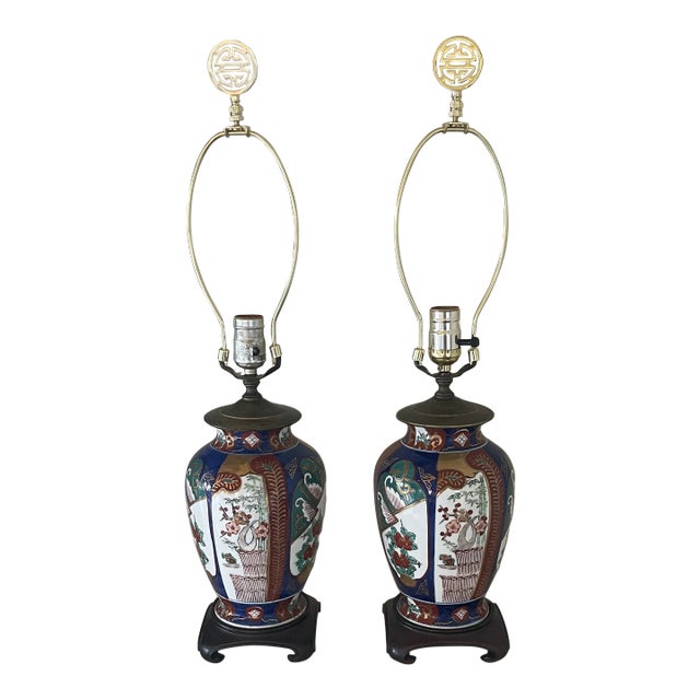 Pair of Vintage Imari Style Porcelain Lamps For Sale